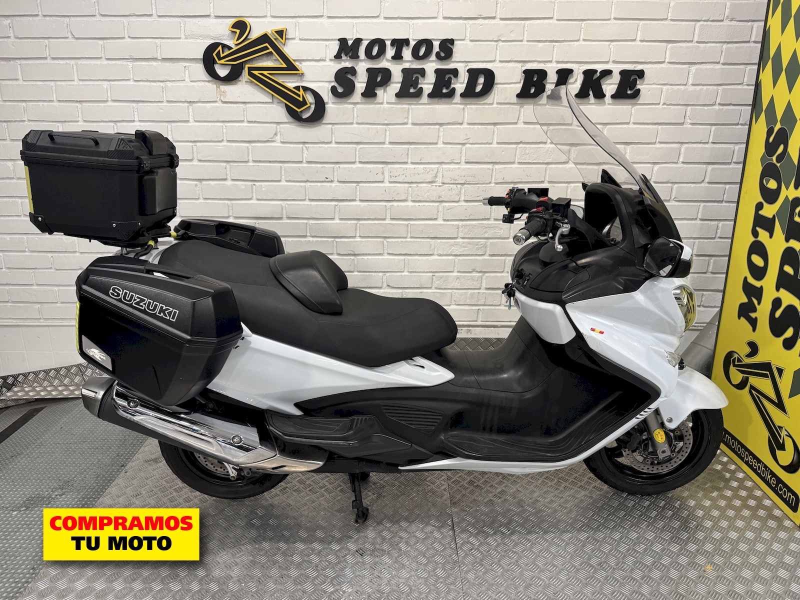 Suzuki Burgman 650 Executive